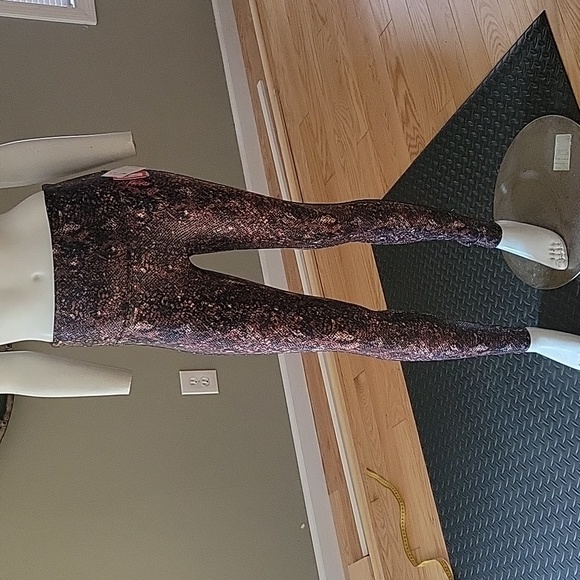 Spanx faux leather snake shine legging in mocha